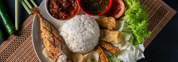 8 Awesome Eateries In Singapore To Get Your Nasi Lemak Fix